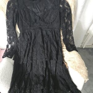 Elegant Black Lace Dress